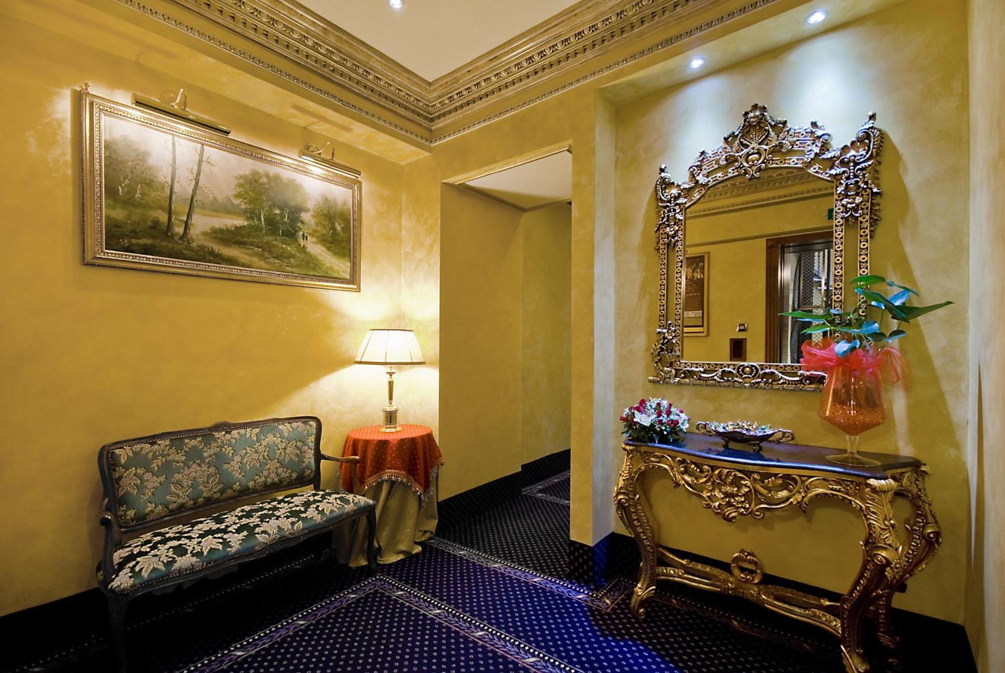 Hotel Manfredi Suite In Roma Exterior foto
